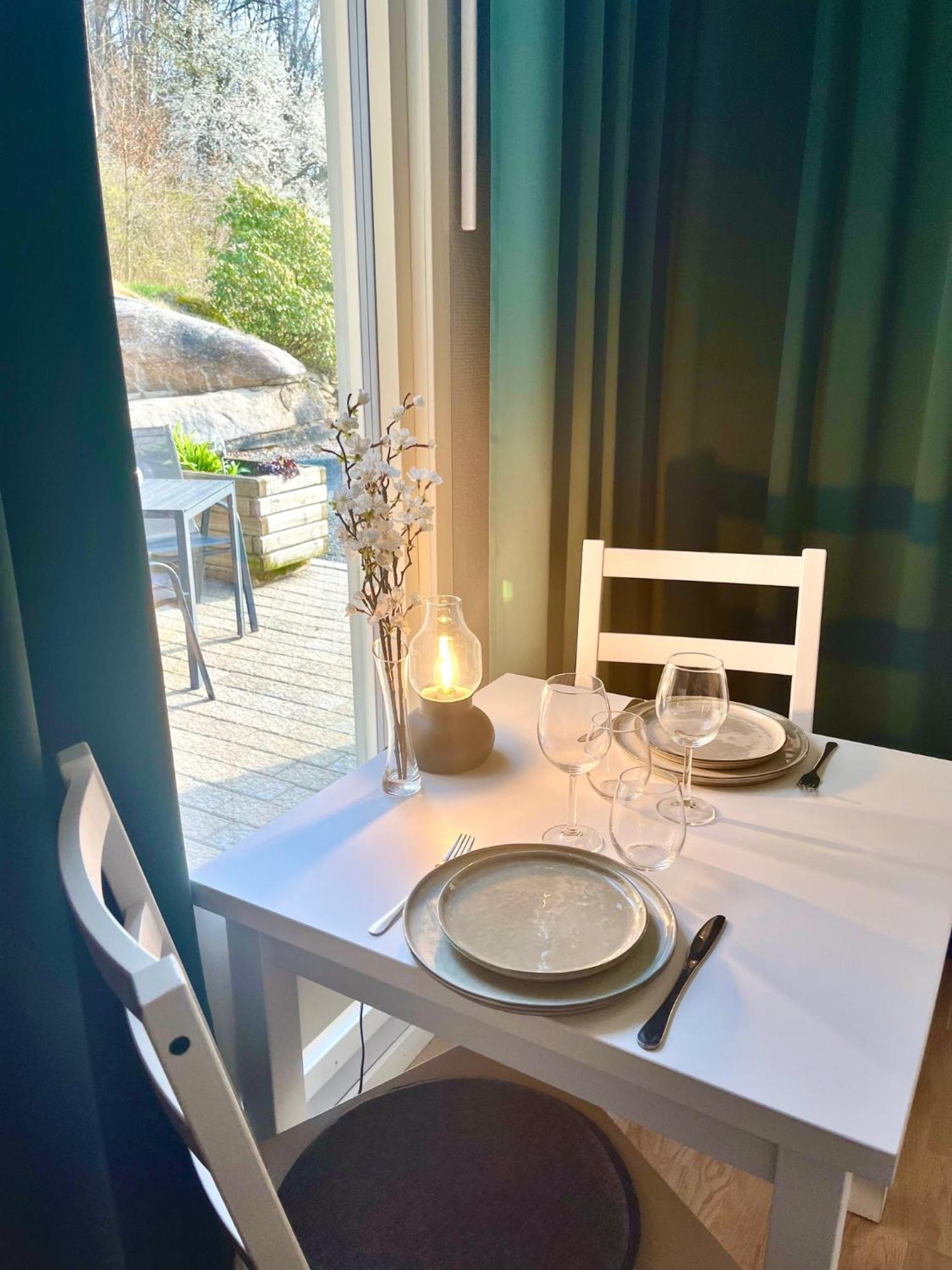 Stenlid - Med Naturen Och Lugnet I Fokus Veddige Chambre photo